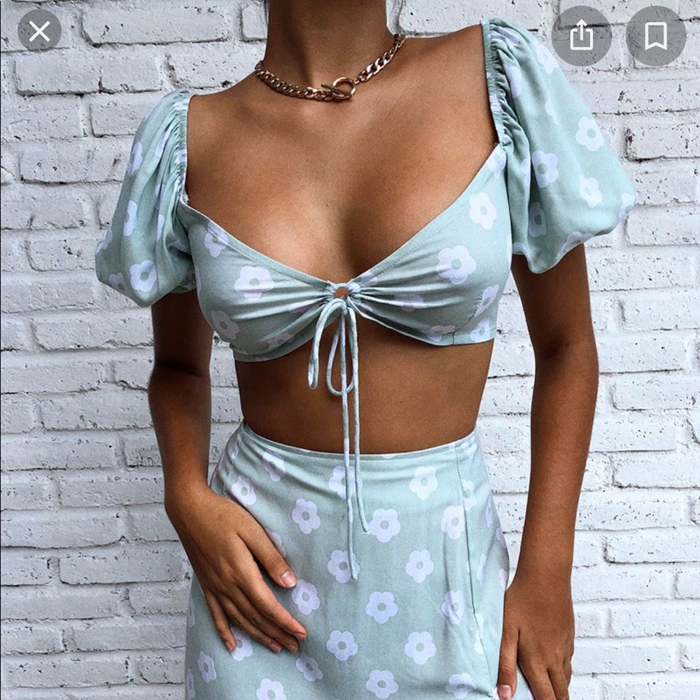 Motel Rocks Top